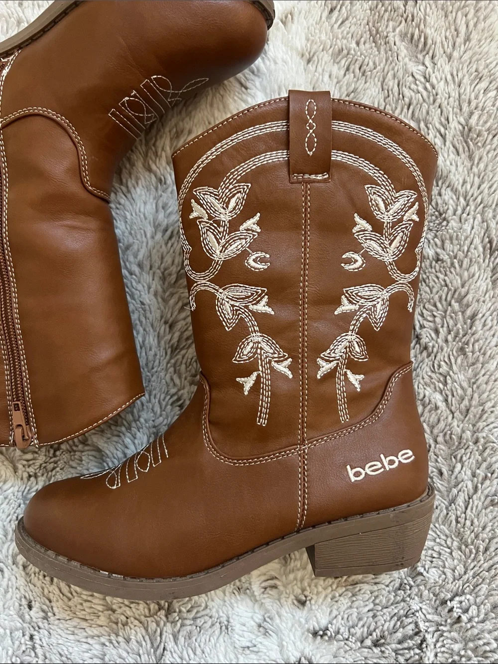 2 | bebe Girls Tan Western Embroidered Boots